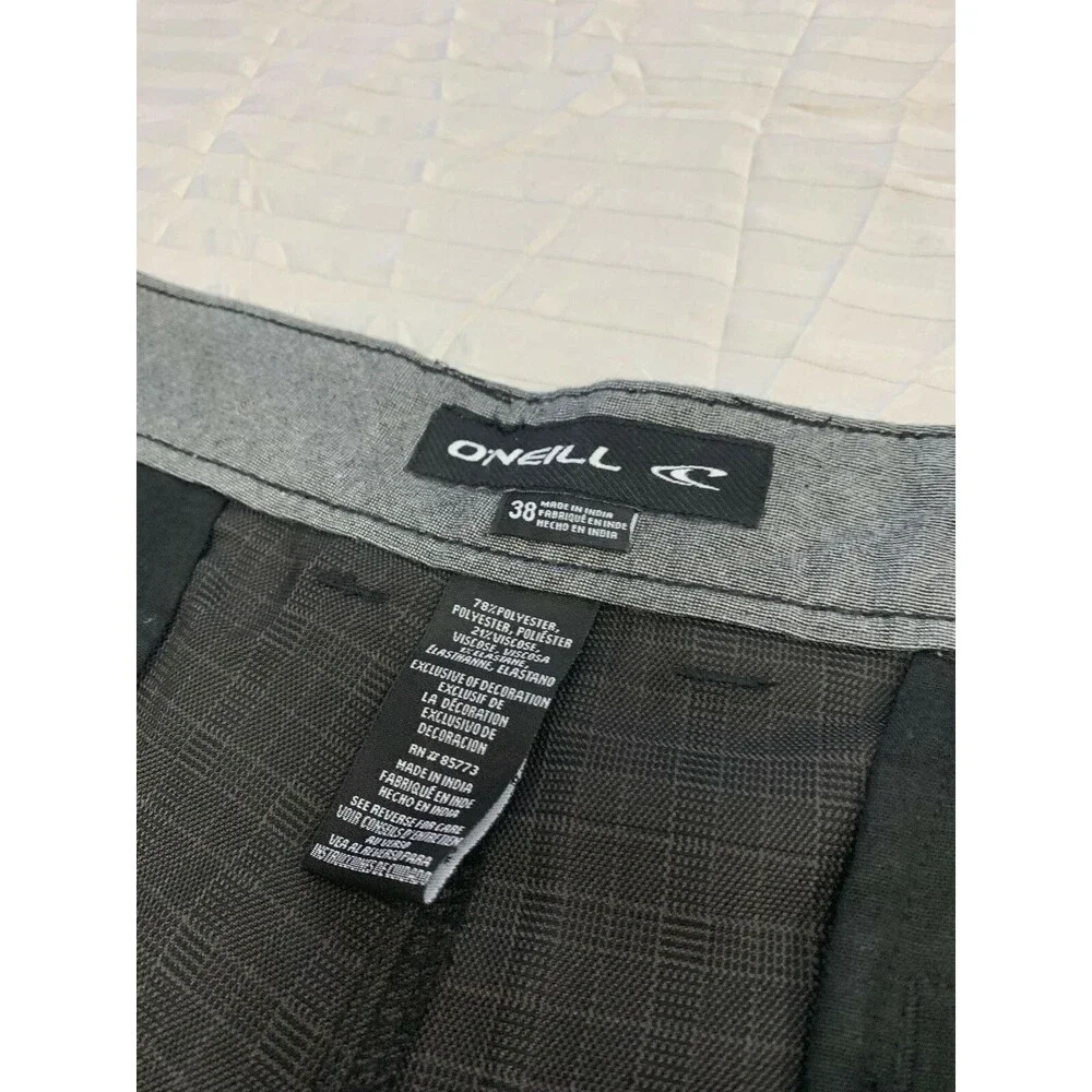🌎🌎🌎 ONEILL MENS SHORTS SIZE 38  🌎🌎🌎